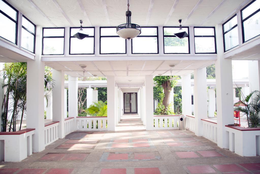 Lemon Tree Hotel, Tarudhan Valley, Manesar Gurgáon Exteriér fotografie