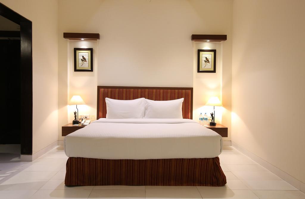 Lemon Tree Hotel, Tarudhan Valley, Manesar Gurgáon Exteriér fotografie