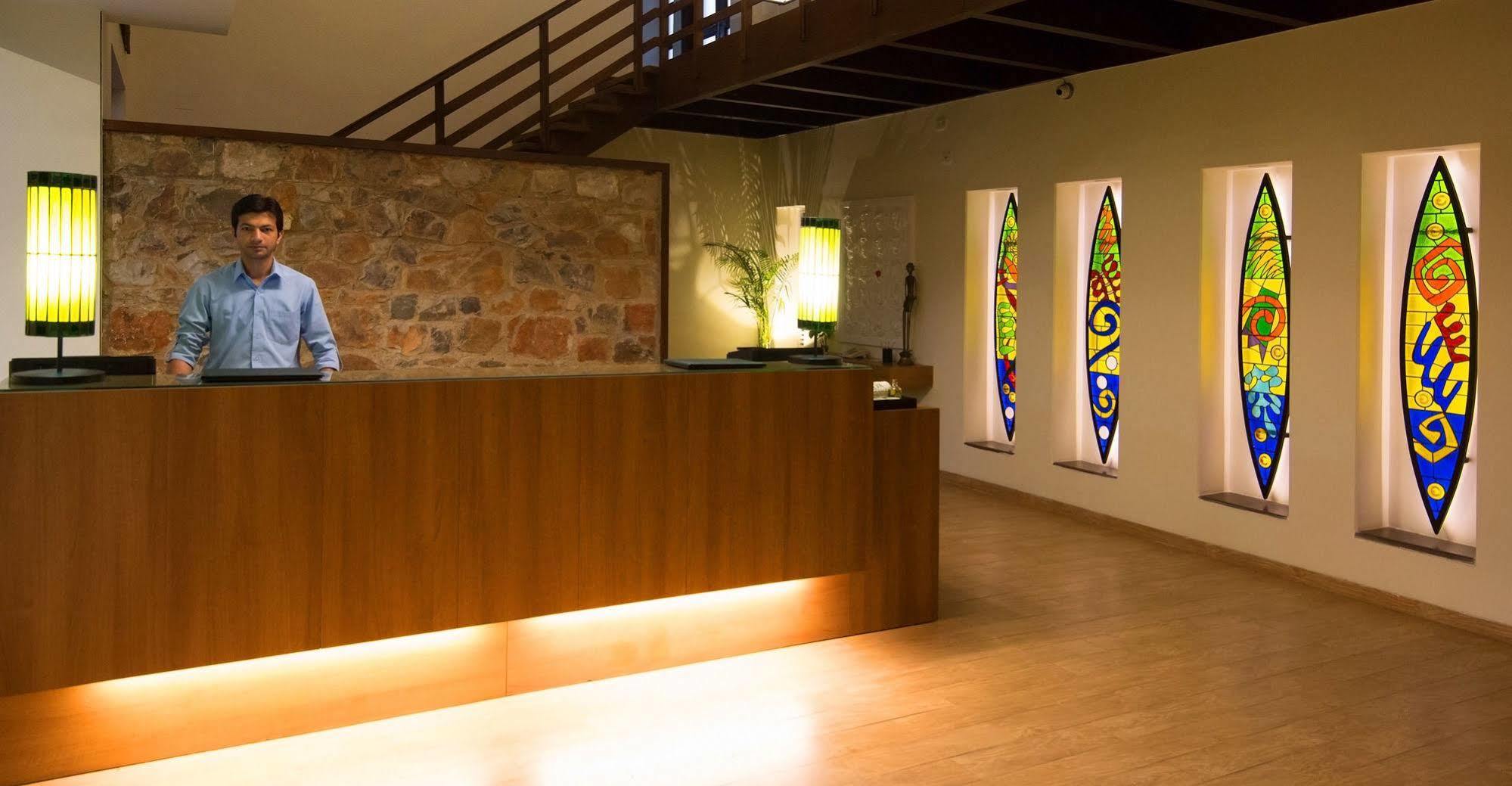 Lemon Tree Hotel, Tarudhan Valley, Manesar Gurgáon Exteriér fotografie