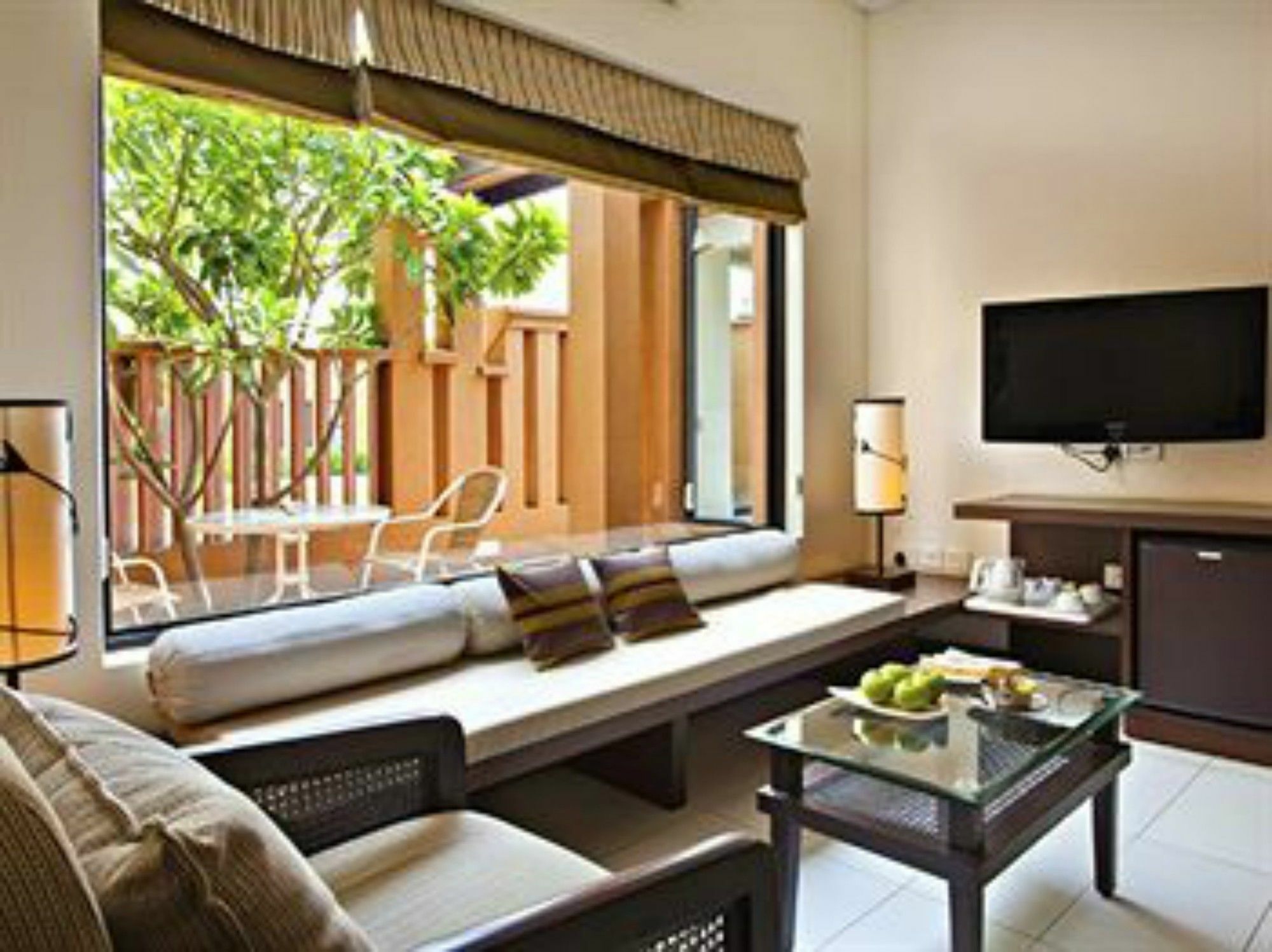 Lemon Tree Hotel, Tarudhan Valley, Manesar Gurgáon Exteriér fotografie